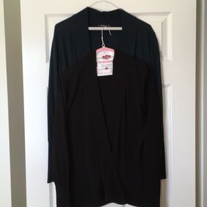 Final sale 2 Zara knit washable navy and sweater